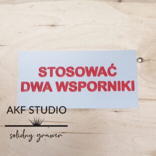 grawer-mechaniczny-wypelnienie-farba-aluminiowa-tabliczka-grawerowana-mechanicznie-napis-akf-2