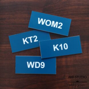 tabliczki grawerowane na szafy sterownicze