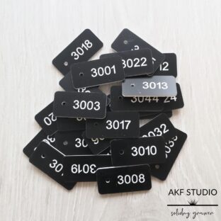 zawieszki kablowe tabliczki znamionowe