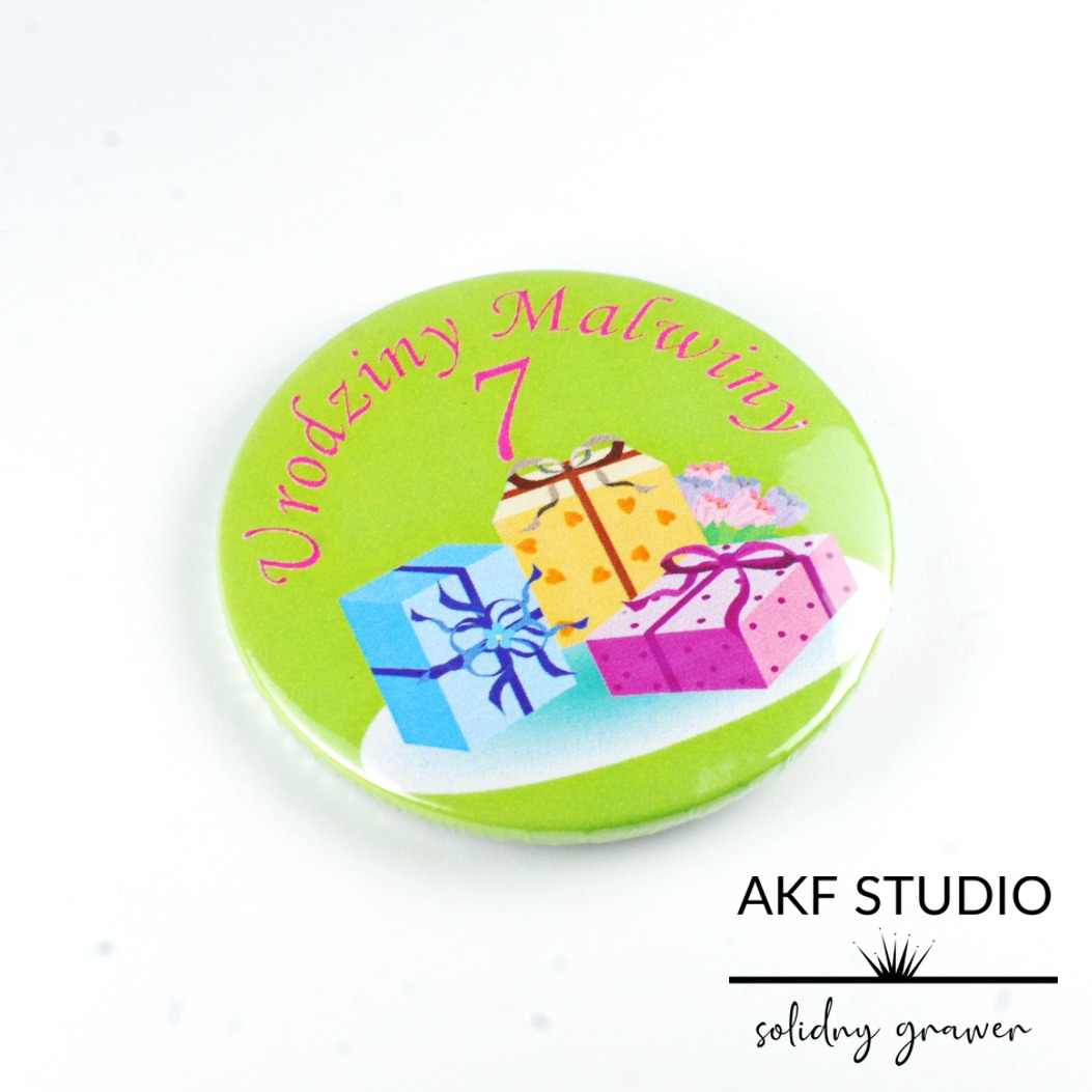 PUCHARY I STATUETKI | Akf Studio: Solidny Grawer